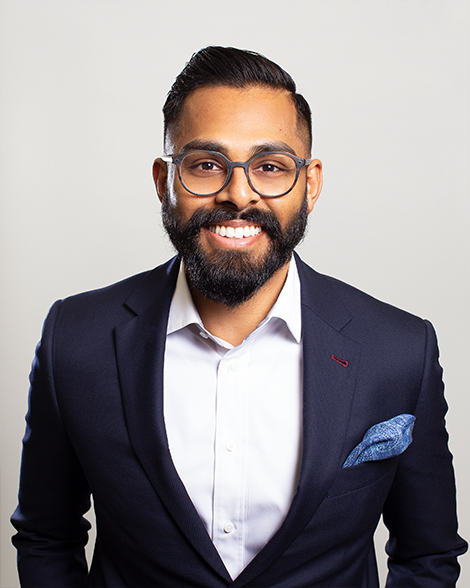 Headshot of Jon Ratnasamy.